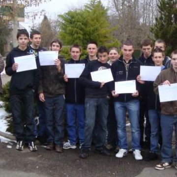 Remise des Certificats PSC1 aux sections de Bac Professionnels (01/2010)